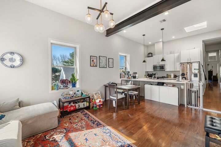 Property Photo:  178 Elm St 6  MA 02139 