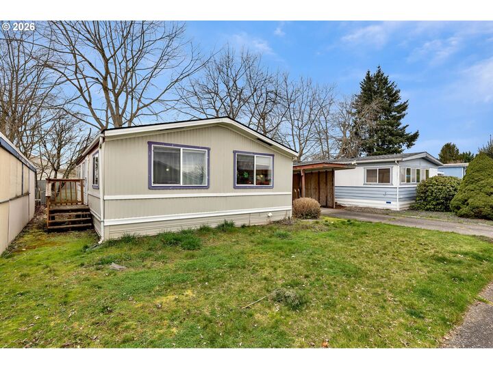 Property Photo: 15411 SE Mill Plain Blvd C12 WA 98684