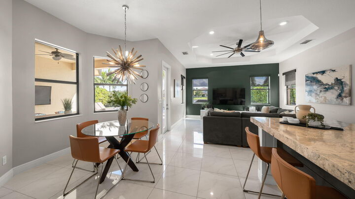 Property Photo: 12010 Lake House Lane FL 33076