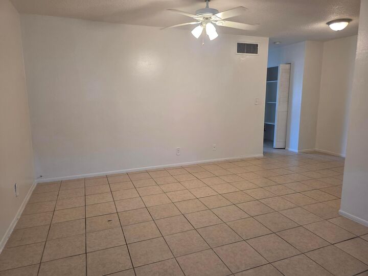 Property Photo: 4760 NW 24th Court B211 FL 33313