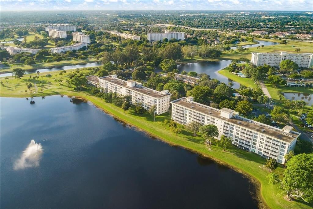 Property Photo: 3100 N Course Lane 307 FL 33069