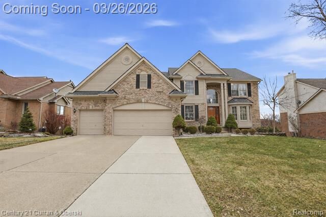 Property Photo:  18578 Glengarry Drive  MI 48152 
