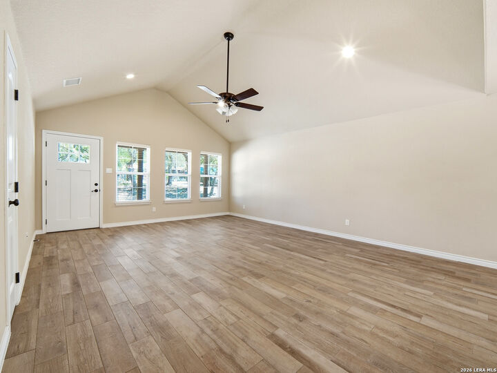 Property Photo:  1530 Bob White Dr  TX 78070 