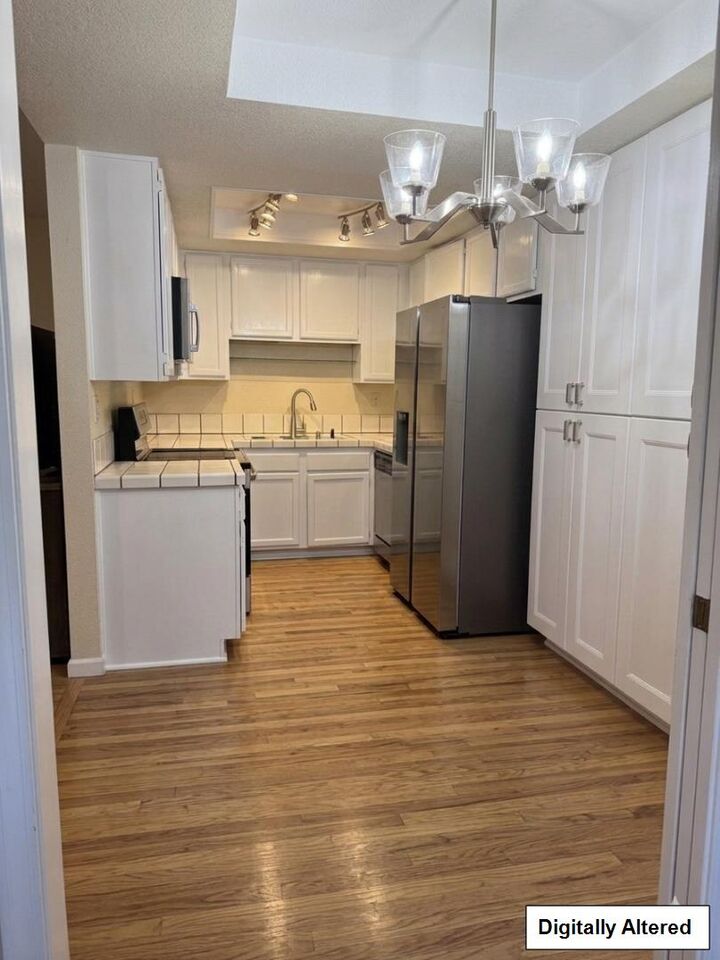 Property Photo: 103 Colonade Square 103 CA 95127