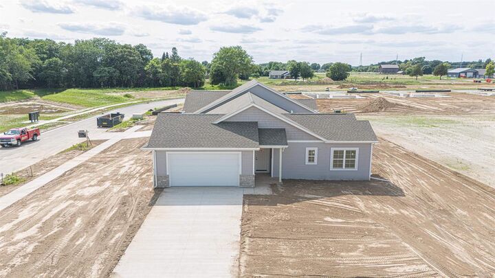 Property Photo: 3801 N Woodbury Lane WI 53545