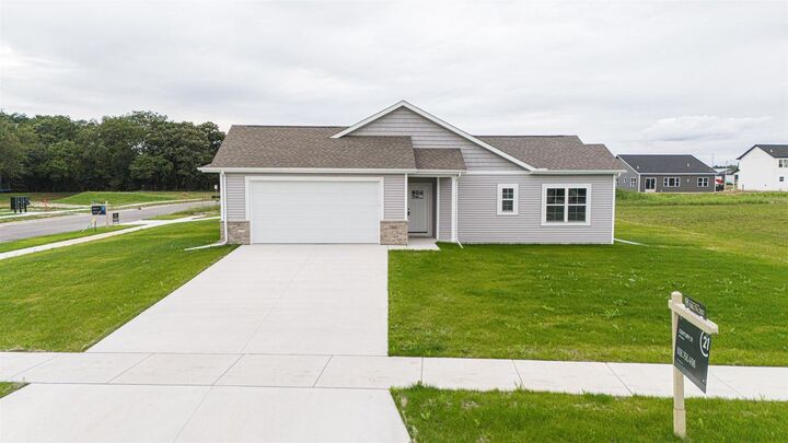 Property Photo: 3801 N Woodbury Lane WI 53545