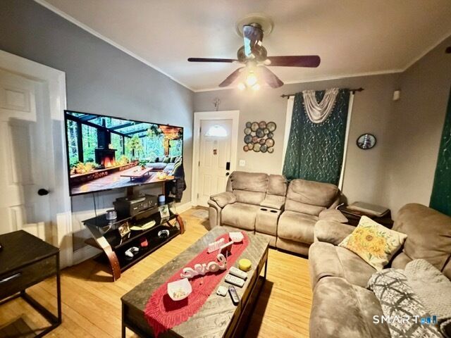 Property Photo:  383 Birmingham Street  CT 06606 