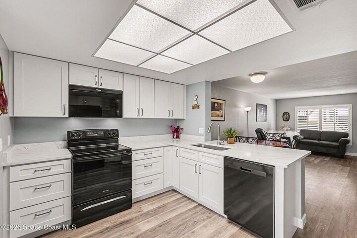 Property Photo: 1515 Huntington Lane FL 32955