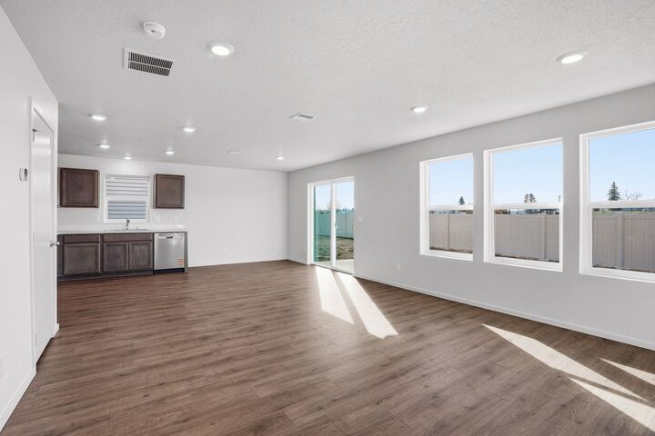 Property Photo: 10189 W Sorenstam Rd WA 99004