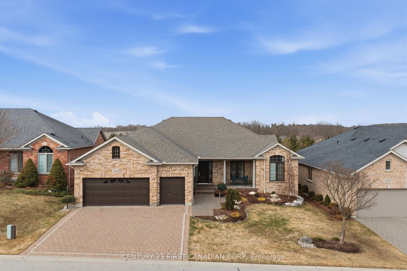 Property Photo:  1219 Sandy Somerville Drive  ON N6K 5R2 