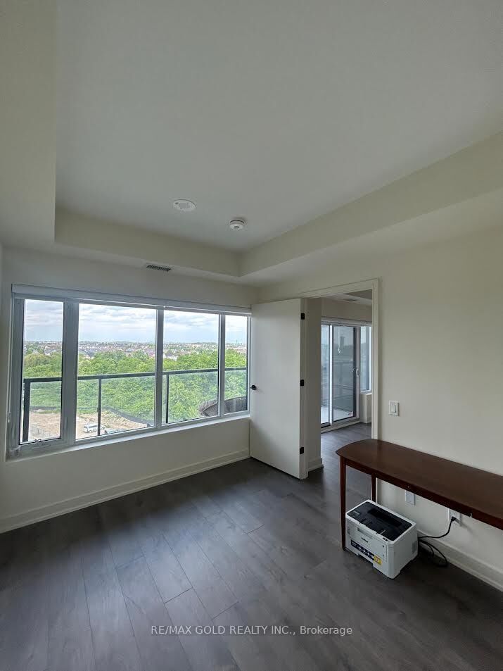 Property Photo: 8010 Derry Road 701 ON L9T 9N3