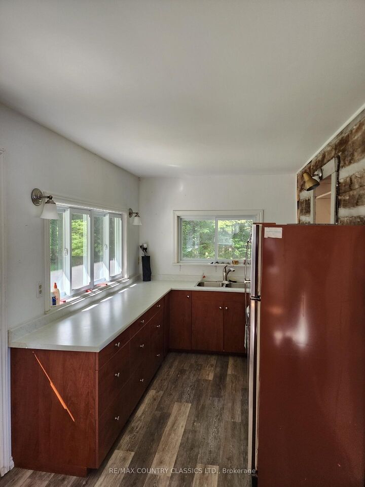 Property Photo: 24 Daniels Lane ON K0L 1A0