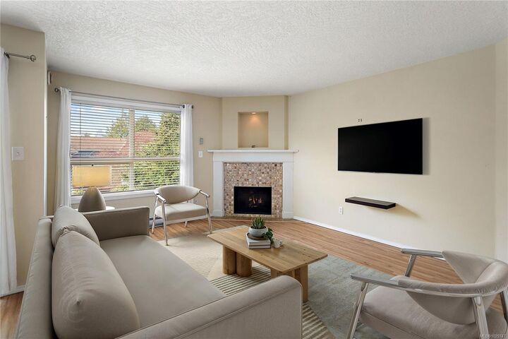 Property Photo:  9861 Fifth St 305  BC V8L 2X5 