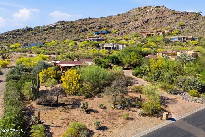 Property Photo:  6511 E Hummingbird Lane 2  AZ 85253 