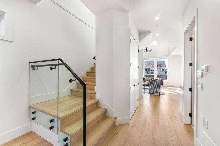 Property Photo: 2472 Glenwood Avenue BC V3B 1Y7