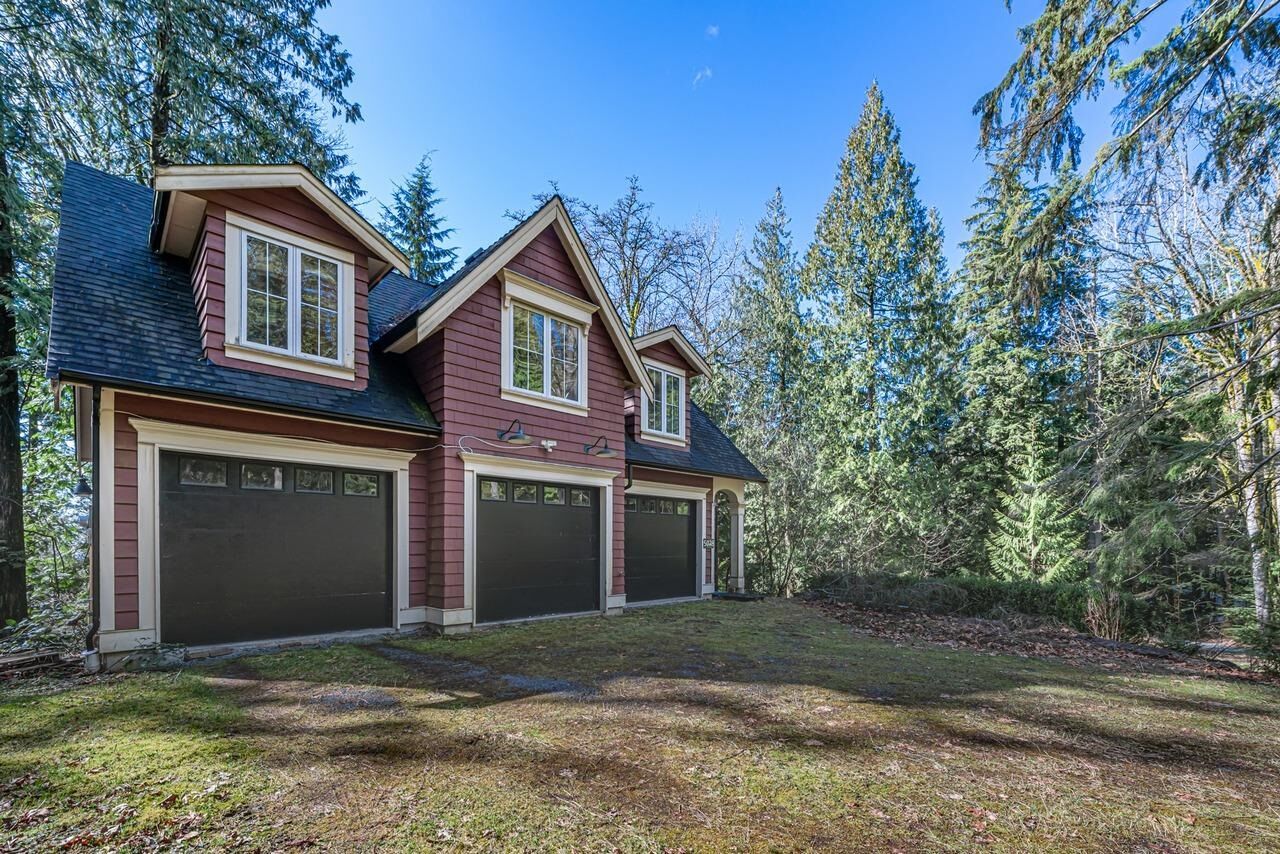 Property Photo: 5028 Sumas Mountain Road BC V3G 3C1