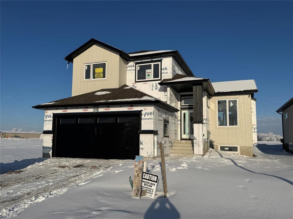 Property Photo:  13 Parkrose Place  MB R5A 0B4 