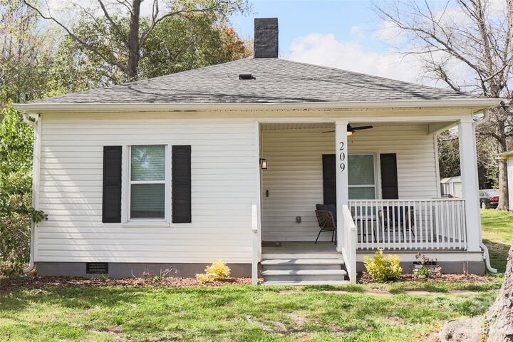 Property Photo:  209 Columbia Avenue  SC 29730 