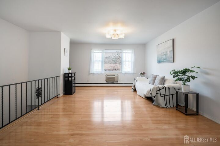 Property Photo: 5 York Drive 5B NJ 08817