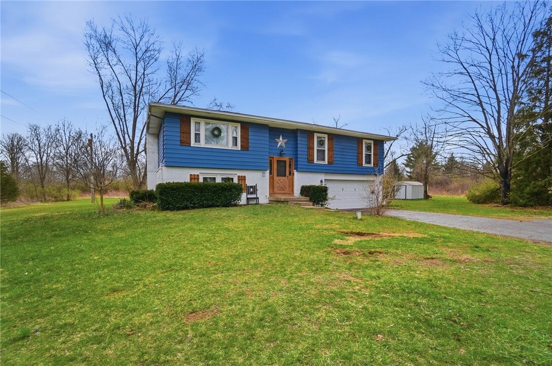 Property Photo:  290 Ginghamsburg Road  OH 45371 