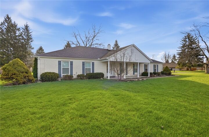 Property Photo:  6920 Eastpoint Court  OH 45459 