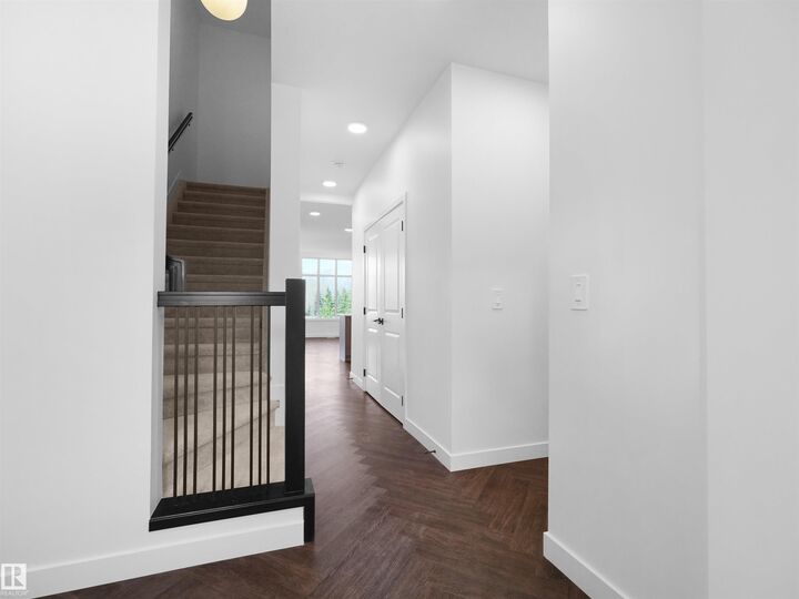 Property Photo:  20624 43 Avenue NW  AB T6M 3E3 
