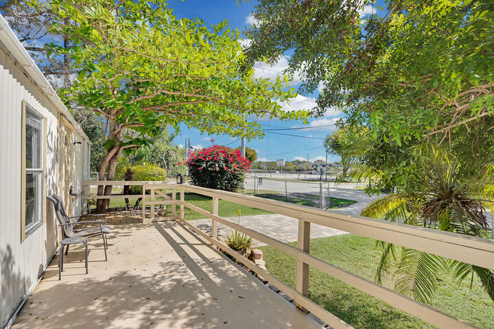 Property Photo:  802 Largo Road  FL 33037 