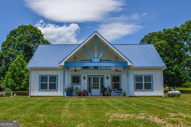 Property Photo:  132 Fairview Meadows Drive  GA 30535 