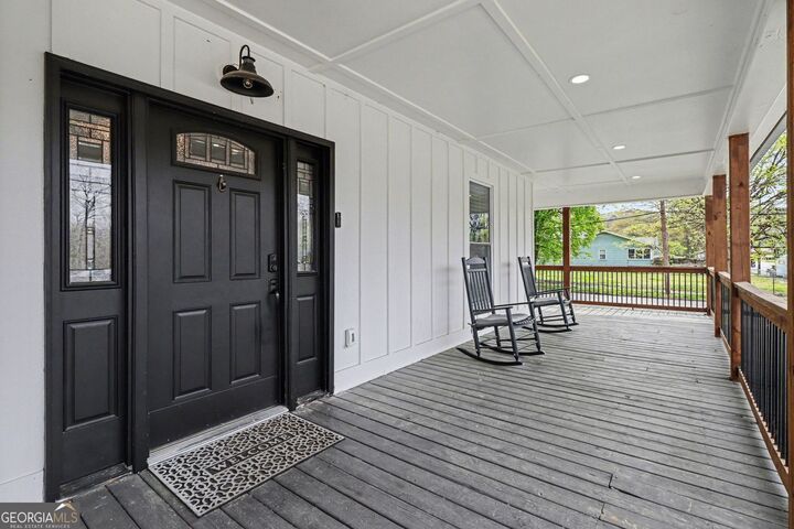Property Photo:  417 Pennington Ave SW  GA 30161 