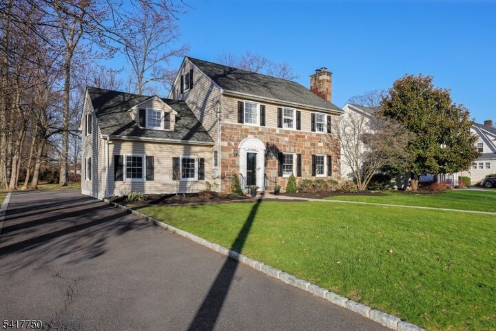 Property Photo:  249 Hyslip Avenue  NJ 07090 