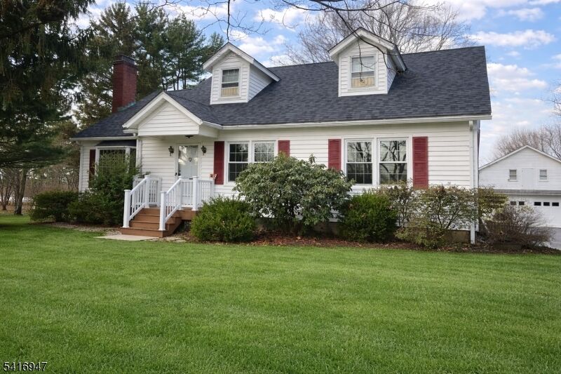 Property Photo:  27 Union Rd  NJ 08809 