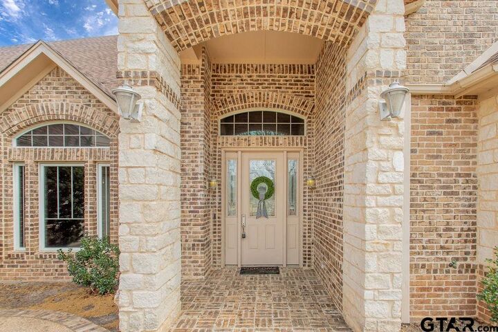 Property Photo:  213 Winged Foot Dr.  TX 75771 
