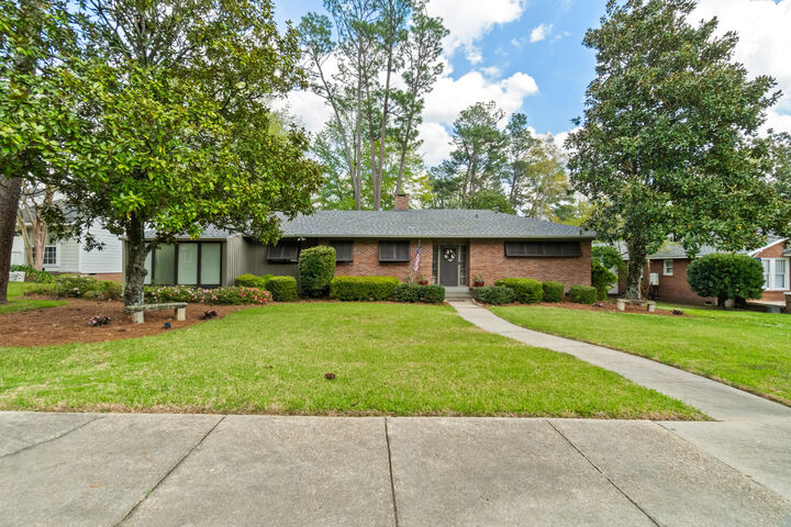 Property Photo:  320 S 22nd Ave.  MS 39401 