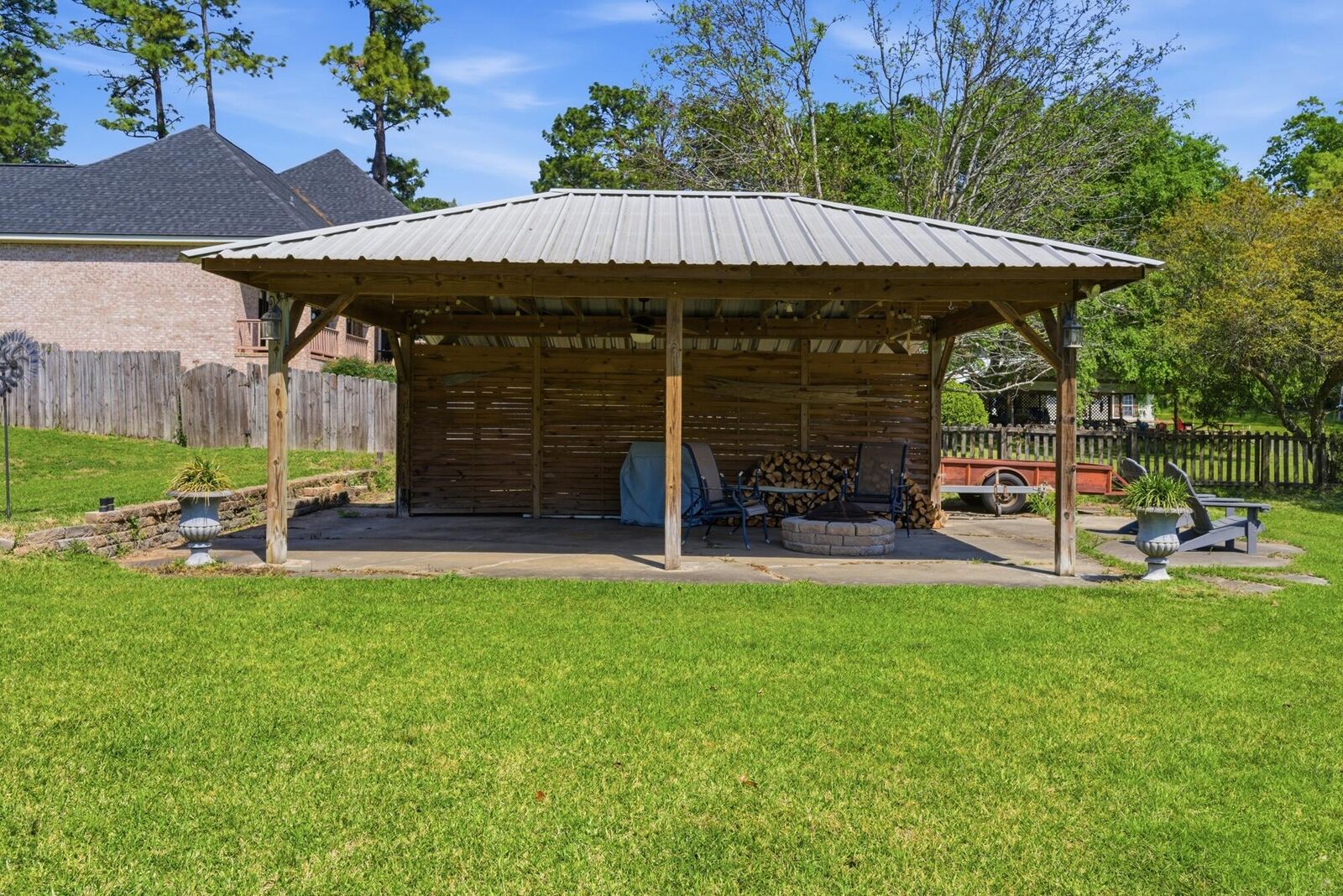 Property Photo: 376 W Lake MS 39402