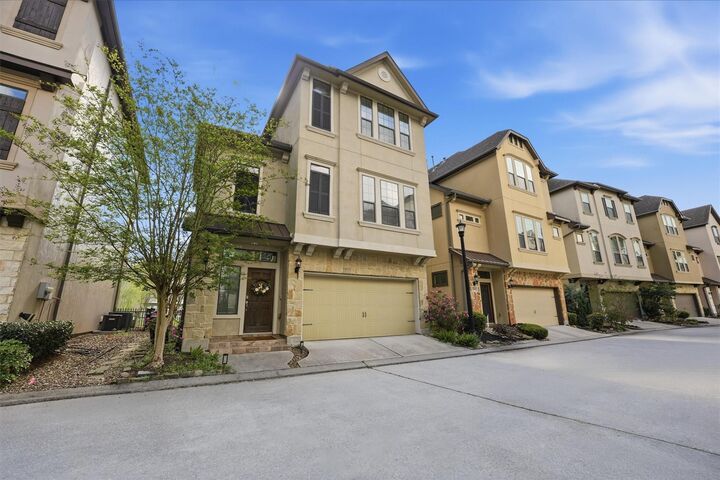 Property Photo: 2816 Kings Retreat Circle TX 77345