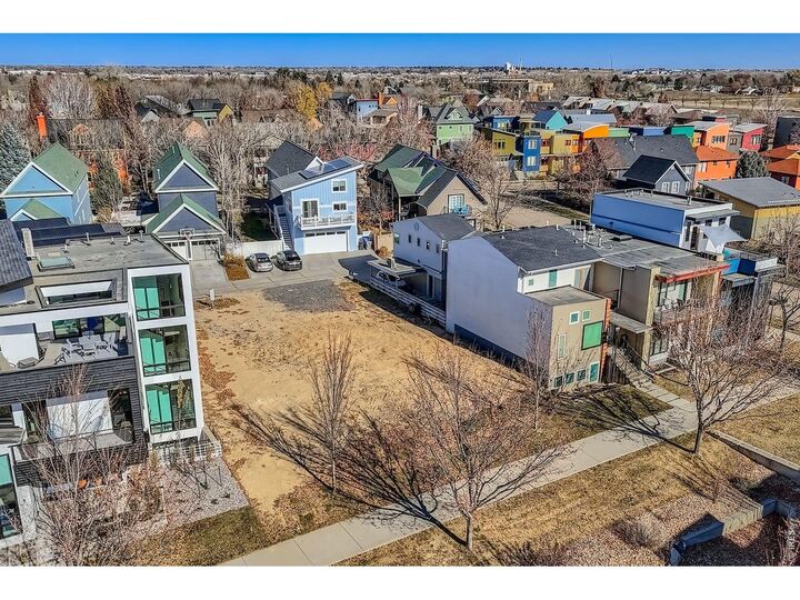 Property Photo:  905 Tempted Ways Dr  CO 80504 