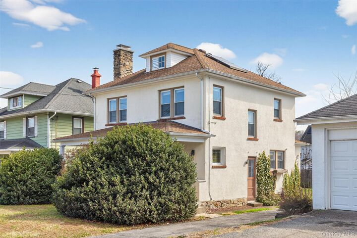 Property Photo: 4 Spaulding Place NY 10562