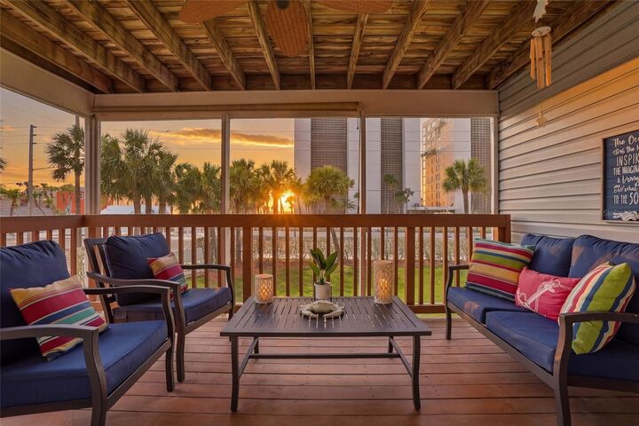 Property Photo:  900 Harbour House Drive  FL 33785 