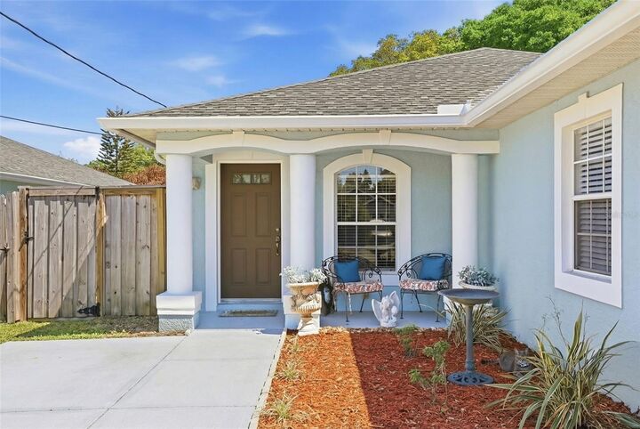 Property Photo:  1907 Gadsen Boulevard  FL 32812 