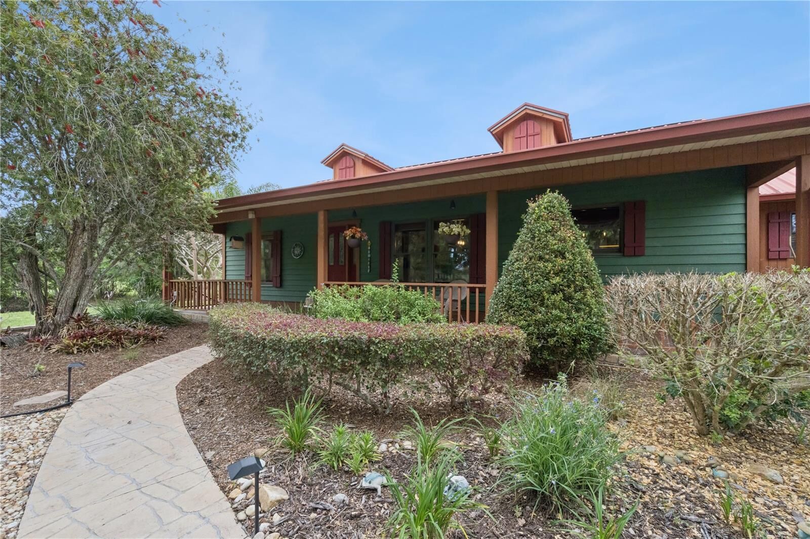 Property Photo:  2925 Godwin Road  FL 34772 