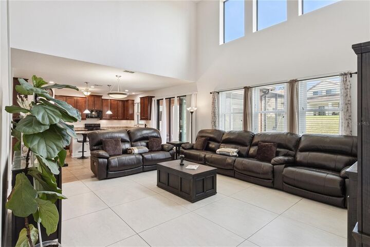 Property Photo: 3979 Sunset Lake Drive FL 33810