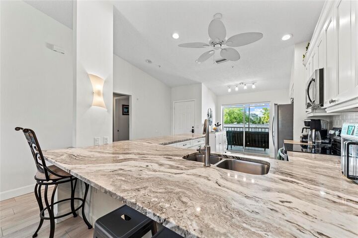 Property Photo: 4639 Chapel Hill Drive 2925 FL 34238
