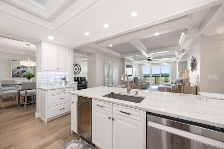 Property Photo:  6 Belleview Boulevard 608  FL 33756 