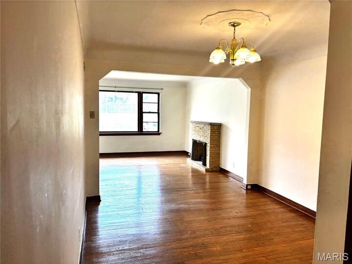 Property Photo:  1146 Moorlands Drive  MO 63117 