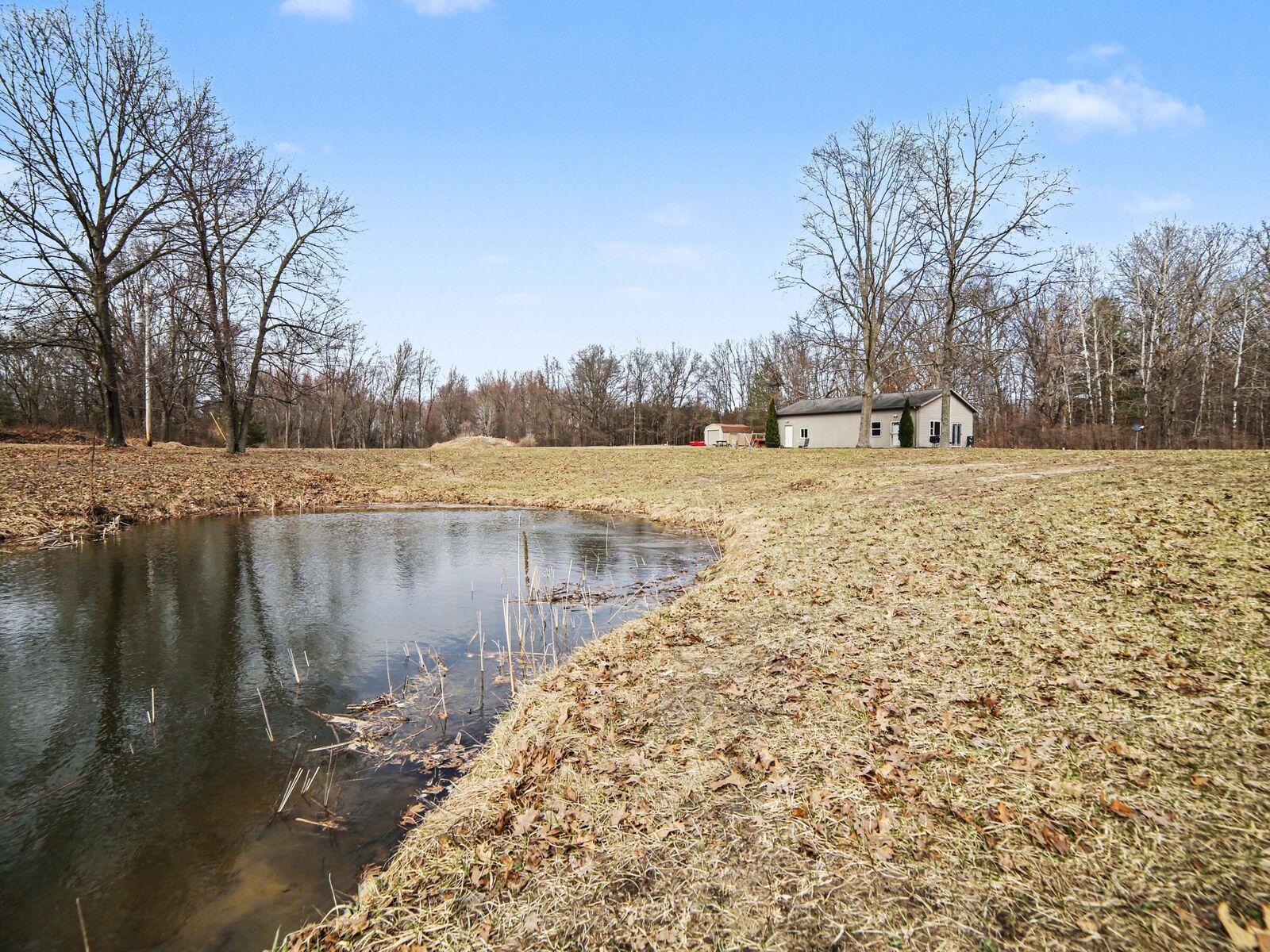 Property Photo:  17 W Wilke Road  MI 49452 