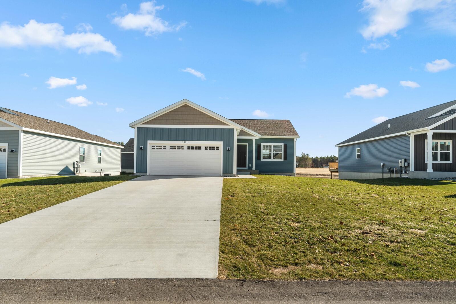 Property Photo: 2521 Gray Wolf Way MI 49444