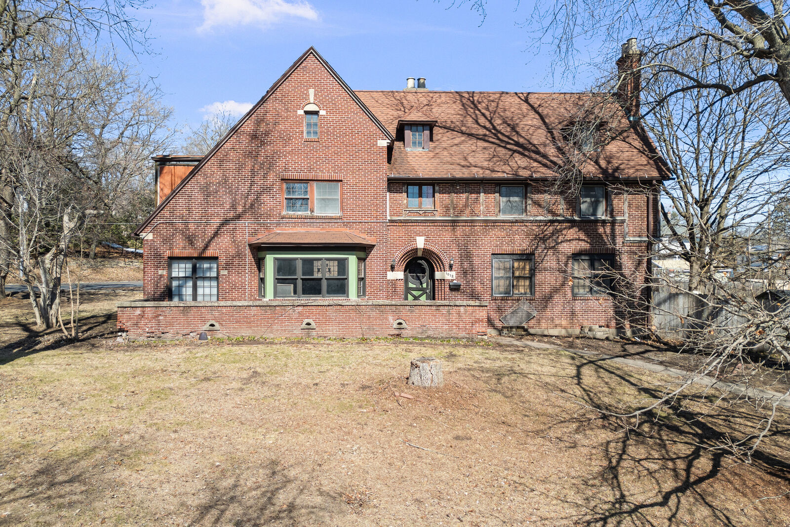 Property Photo:  1012 5th Avenue S  IA 52732 