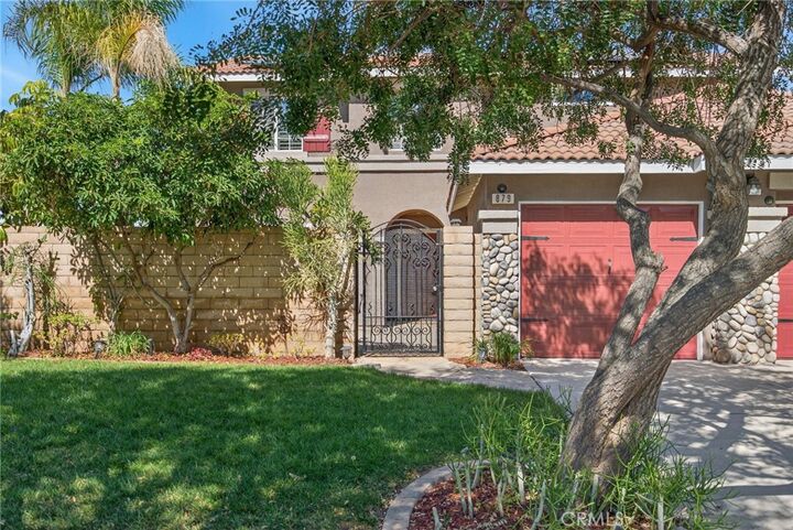 Property Photo: 879 Derby CA 92882