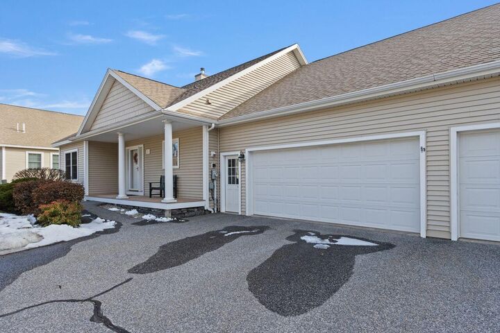 Property Photo:  5 Torry Pine Drive #31  ME 04110 