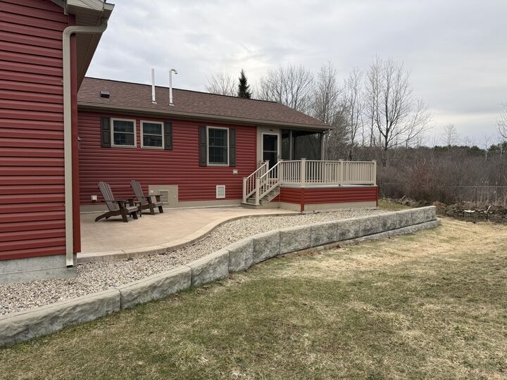 Property Photo: 33 Sandalwood Circle ME 03904